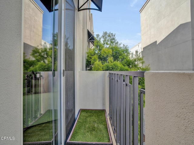 5662 Hazeltine Ave, Sherman Oaks, CA 91401 - photo 18