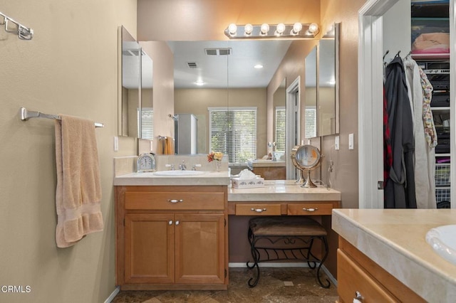 1776 Marsala Way, Camarillo, CA 93012 - full bath featuring vanity and a spacious closet