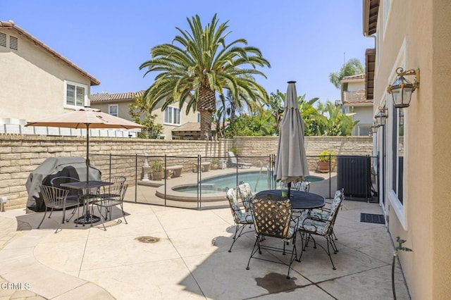 1776 Marsala Way, Camarillo, CA 93012 - fenced backyard featuring area for grilling, a patio area, outdoor dining space, and a pool with connected hot tub