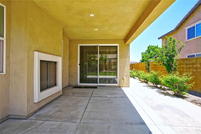 5621 Avocet Dr, Jurupa Valley, CA 91752 - fenced backyard featuring a patio
