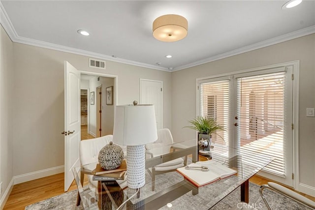4843 Texhoma Ave, Encino, CA 91316 - dining space featuring light wood-type flooring, ornamental molding, and recessed lighting