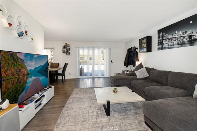 10757 Hortense St Unit 102, North Hollywood, CA 91602 - photo 1