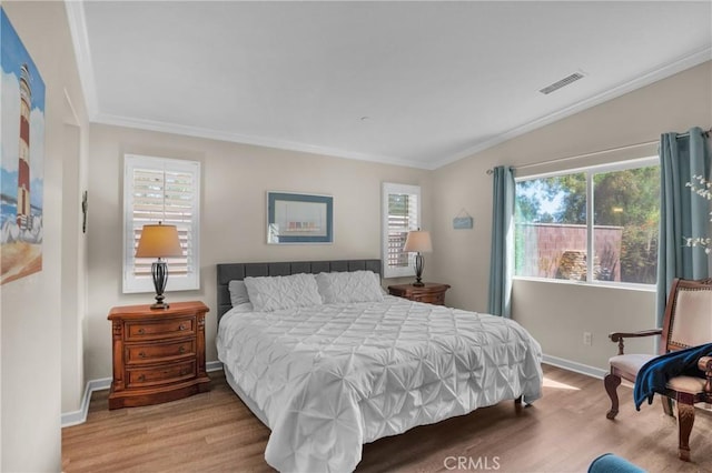 29183 Jacaranda, Lake Elsinore, CA 92530 - bedroom with wood finished floors and crown molding