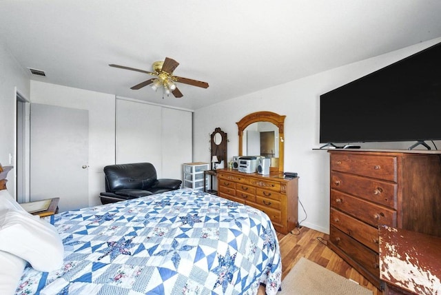 250 65th St, San Diego, CA 92114 - bedroom featuring light wood-style floors, a closet, and ceiling fan