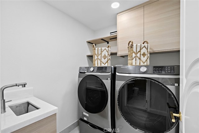 7 Sierra Vis, Laguna Niguel, CA 92677 - laundry area with washer and clothes dryer and baseboards