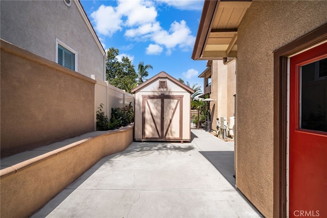 5601 Crestline Pl, Rancho Cucamonga, CA 91739 - view of patio / terrace with a storage shed