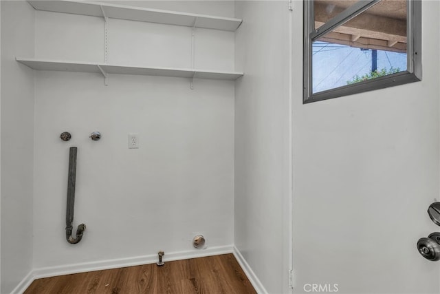 1014 W 185th St, Gardena, CA 90248 - laundry room with gas dryer hookup, wood finished floors, and washer hookup