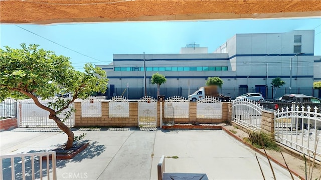 5854 Woodlawn Ave, Los Angeles, CA 90003 - photo 10