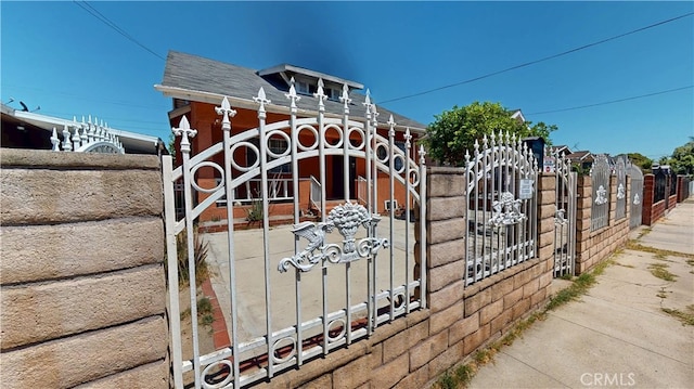5854 Woodlawn Ave, Los Angeles, CA 90003 - photo 6
