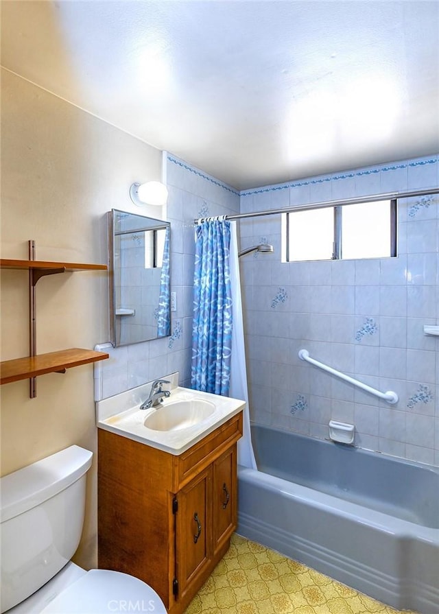14836 Rayfield Dr, La Mirada, CA 90638 - full bath featuring vanity and shower / bath combo with shower curtain