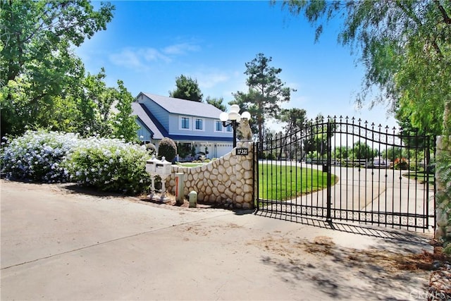 17321 Sunset View Dr, Riverside, CA 92504 - view of gate