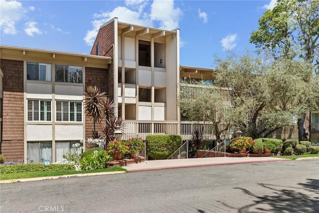 6542 Ocean Crest Dr Unit B208, Rancho Palos Verdes, CA 90275 - view of building exterior