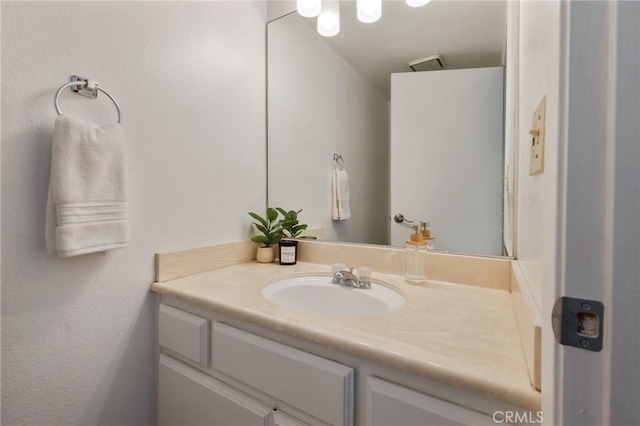 7038 De Celis Pl Unit 4, Van Nuys, CA 91406 - bathroom with vanity
