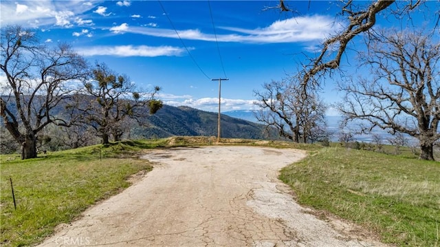 26300 Hazelwood Ct, Tehachapi, CA 93561 - photo 2