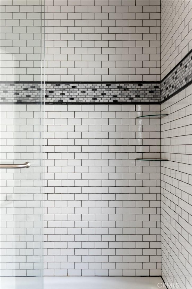 284 Chiquita St, Laguna Beach, CA 92651 - detailed view of a stall shower