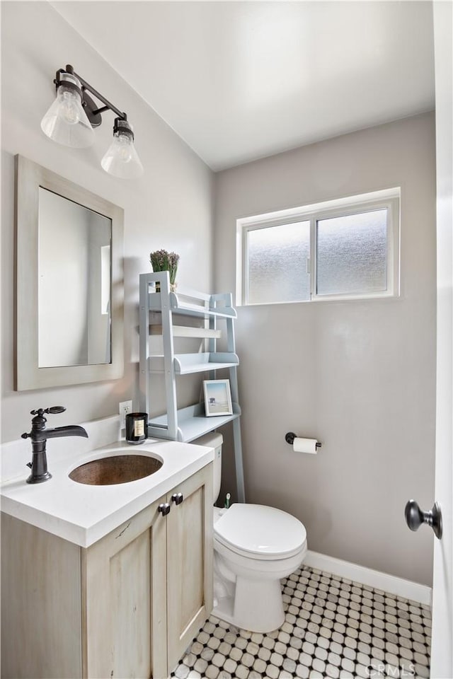 284 Chiquita St, Laguna Beach, CA 92651 - half bath featuring toilet and vanity