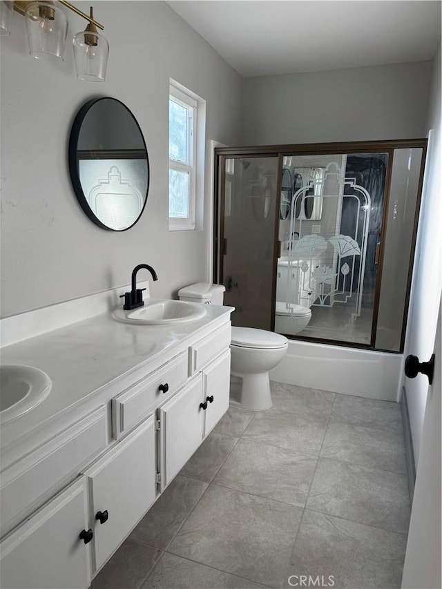 7445 Laurelgrove Ave Unit 2, North Hollywood, CA 91605 - bathroom with toilet and double vanity