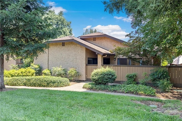 2665 Waverly Ct, Chico, CA 95973 - view of front of property featuring stucco siding
