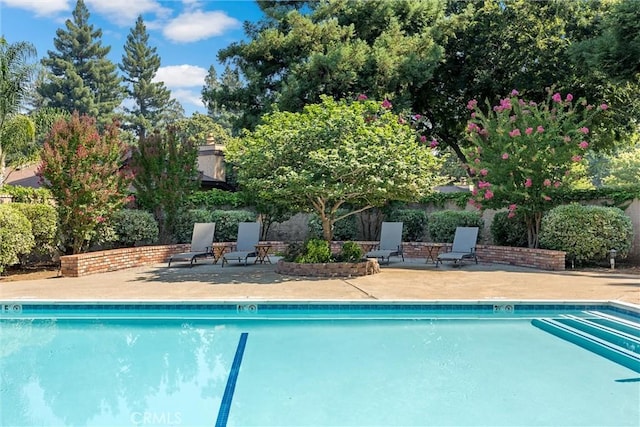 2665 Waverly Ct, Chico, CA 95973 - community pool featuring a patio area
