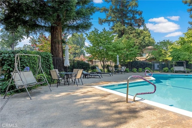 2665 Waverly Ct, Chico, CA 95973 - community pool featuring a patio