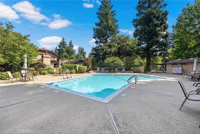 2665 Waverly Ct, Chico, CA 95973 - community pool featuring a patio area
