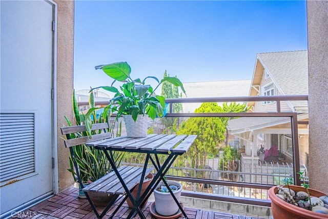 1026 S Oxford Ave Unit 206, Los Angeles, CA 90006 - balcony featuring a water view