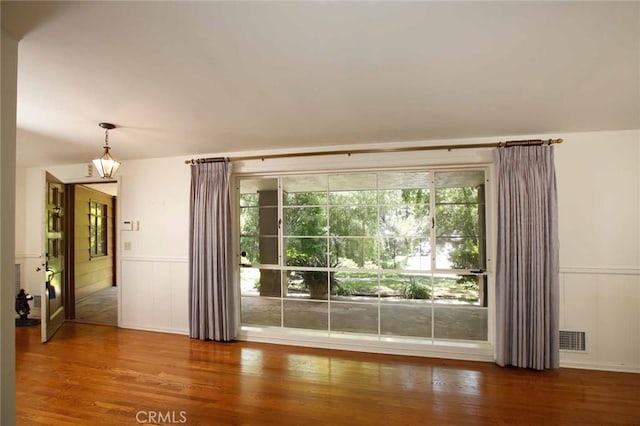 1075 Pine Oak Ln, Pasadena, CA 91105 - empty room featuring wood finished floors