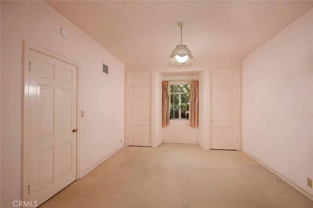 1075 Pine Oak Ln, Pasadena, CA 91105 - unfurnished room featuring light carpet and baseboards