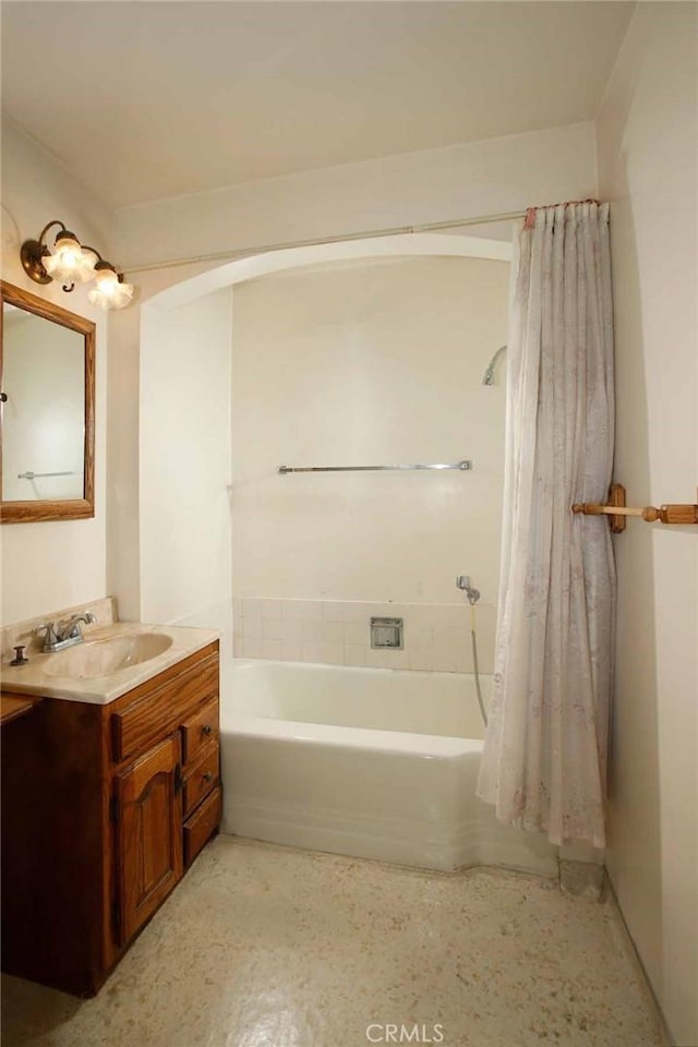 1075 Pine Oak Ln, Pasadena, CA 91105 - full bath with vanity and shower / bath combo