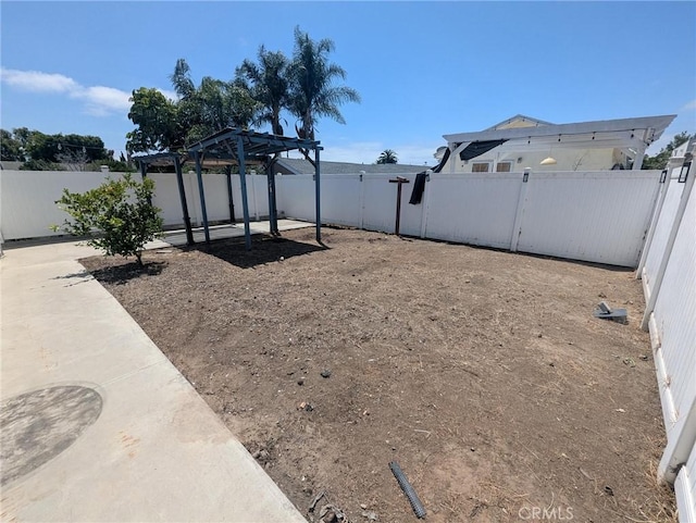 891 W Elberon Ave, San Pedro, CA 90731 - fenced backyard with a pergola
