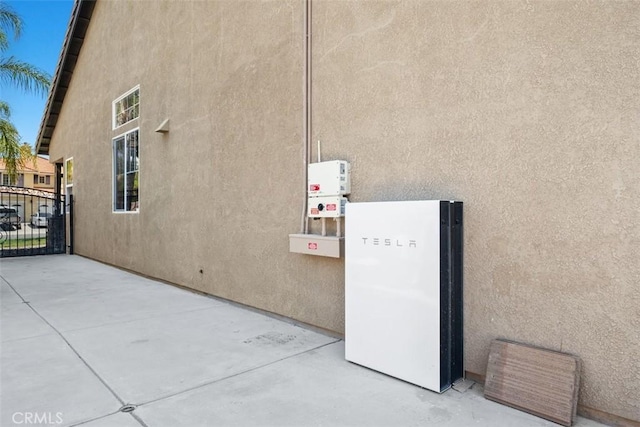 185 Alabaster Loop, Perris, CA 92570 - view of property exterior featuring stucco siding