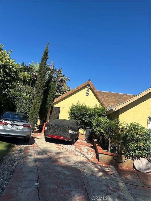 1917 Rousselle St, Santa Ana, CA 92707 - view of home's exterior featuring stucco siding
