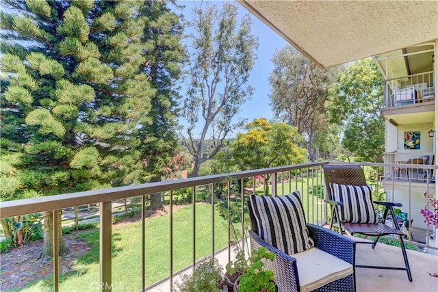 3365 Punta Alta Unit 2F, Laguna Woods, CA 92637 - view of balcony