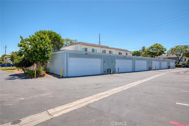 8515 Edgebrook Dr, Garden Grove, CA 92844 - view of garage