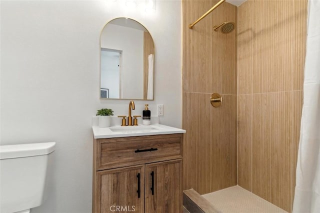 3839 Riverside Dr, Chino, CA 91710 - full bath featuring tiled shower and vanity