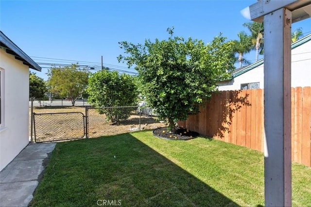 3839 Riverside Dr, Chino, CA 91710 - view of fenced yard