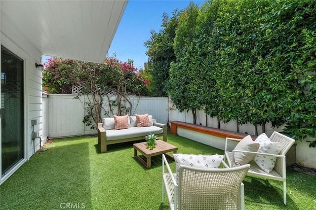 1605 Steinhart Ave, Redondo Beach, CA 90278 - balcony featuring outdoor lounge area