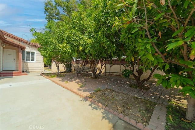 4124 Ivar Ave, Rosemead, CA 91770 - view of yard featuring a patio area and entry steps