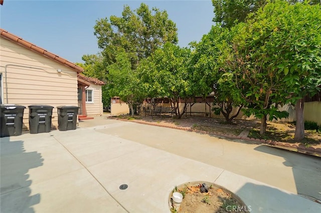 4124 Ivar Ave, Rosemead, CA 91770 - fenced backyard featuring a patio area