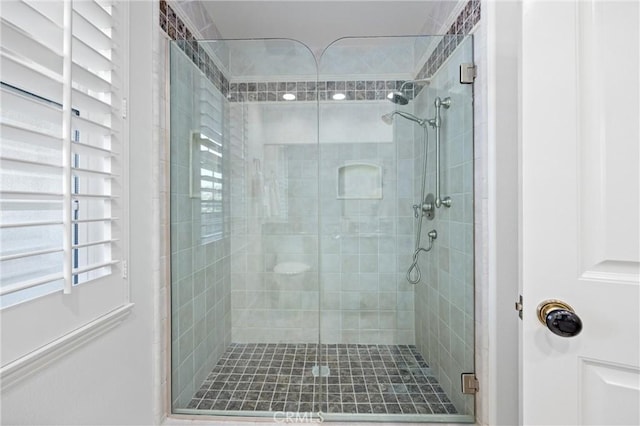2175 Palmer Pl, Tustin, CA 92782 - bathroom featuring a shower stall