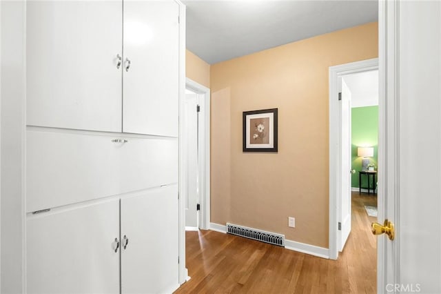 1168 Laburnum Ave, Chico, CA 95926 - hall featuring wood finished floors