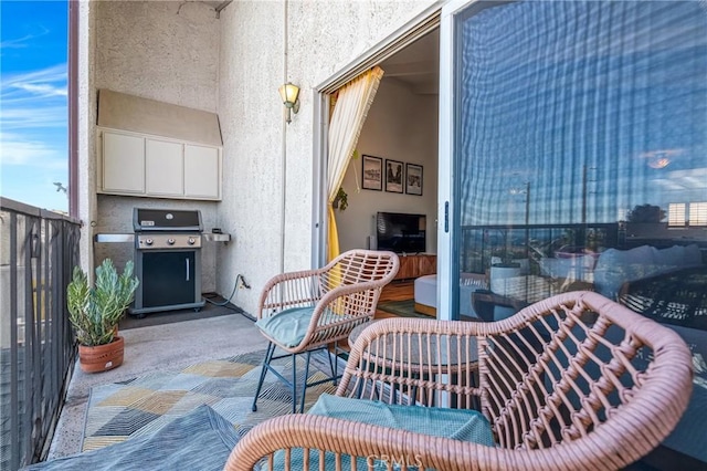 2433 S Gaffey St, San Pedro, CA 90731 - view of patio / terrace featuring a grill