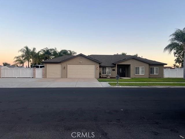 555 W Elm St, Ontario, CA 91762 - photo 1