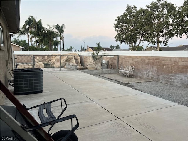 555 W Elm St, Ontario, CA 91762 - photo 23