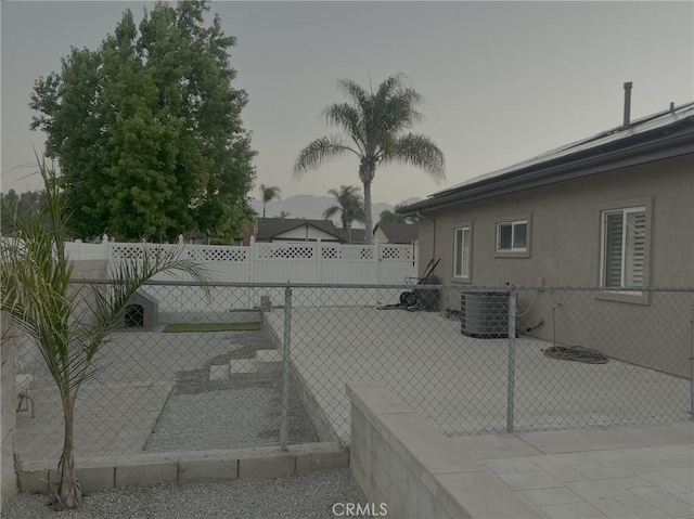 555 W Elm St, Ontario, CA 91762 - photo 22