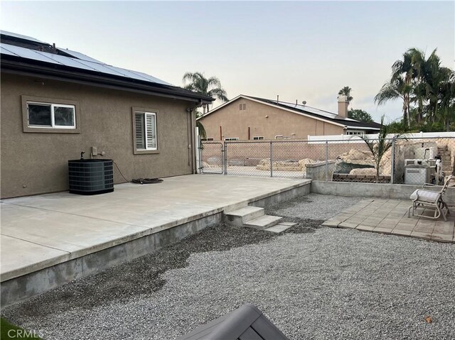 555 W Elm St, Ontario, CA 91762 - photo 15