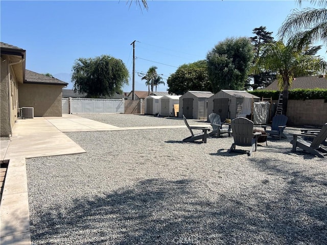 555 W Elm St, Ontario, CA 91762 - photo 32