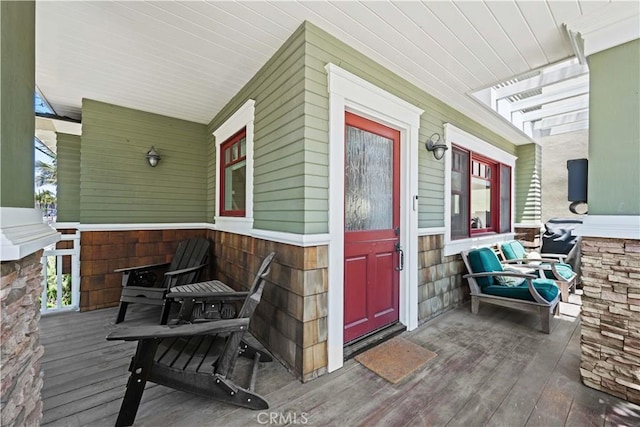 6025 E Ocean Blvd, Long Beach, CA 90803 - view of wooden porch