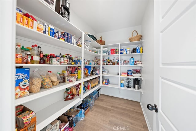 32084 Richardson St, Menifee, CA 92584 - view of pantry