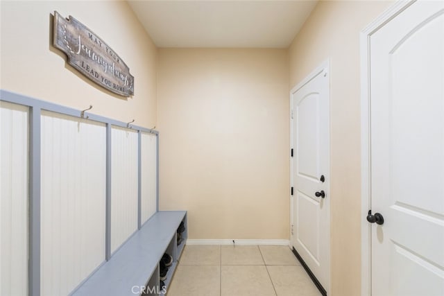 31572 Via Del Paso, Winchester, CA 92596 - mudroom with light tile patterned floors and baseboards